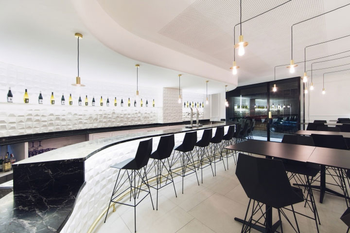 Black and White Restaurant Design Plays on Simplicity