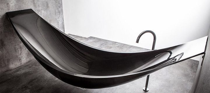 Ingenious mix between a bathtub and a hammock