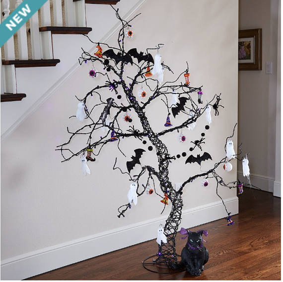 Halloween tree decorated with bats and ghosts