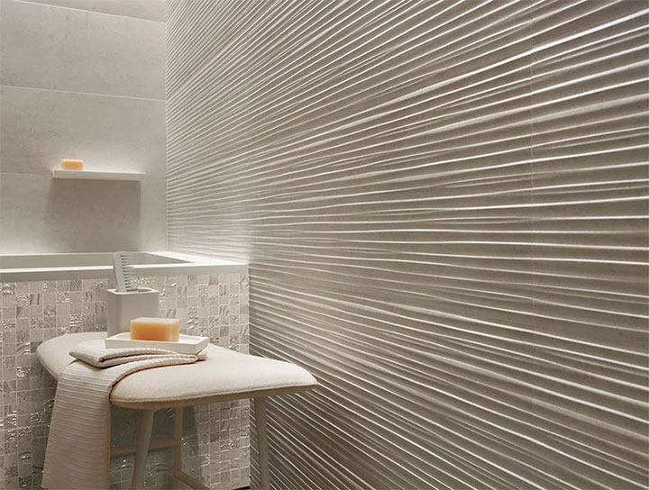 Textured wall treatment with horizontal ridge pattern
